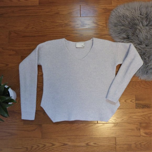 Aritzia Sweaters - 📍3 for $20 - Wilfred Free Merino Wool Sweater